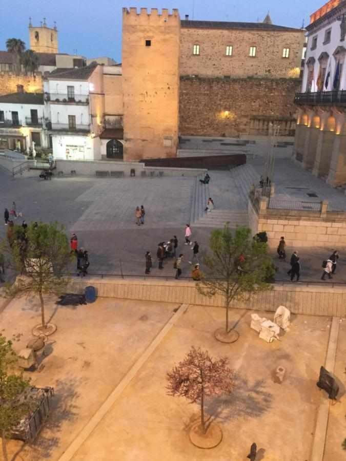 Kubik Apartamentos K3 Caceres Luaran gambar
